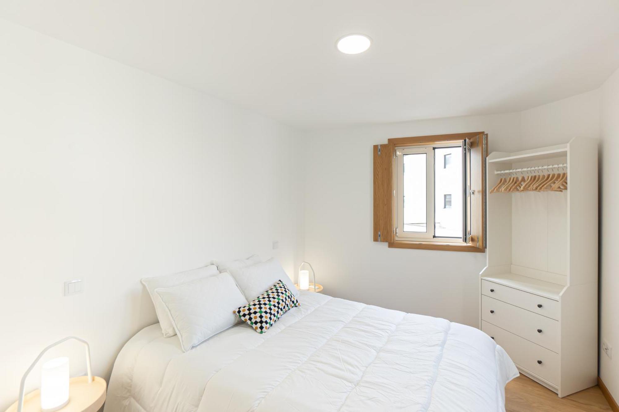 Host Wise - Urban Comfort House * Oporto